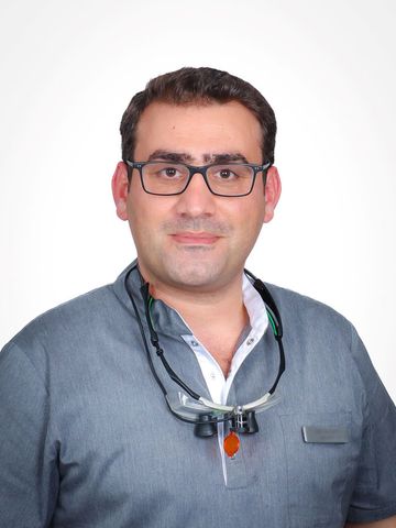 Zahnarzt und Praxisinhaber Jalil Salloum 